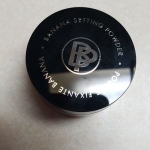 Banana Setting Powder